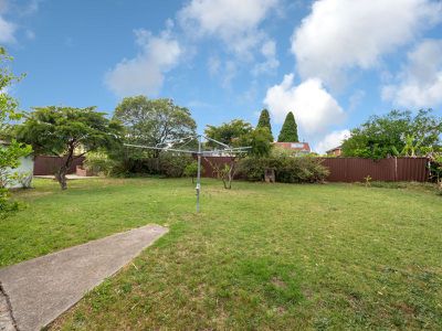 16 Burrows Avenue, Chester Hill
