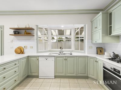 17 Whitmore Place, Hillside