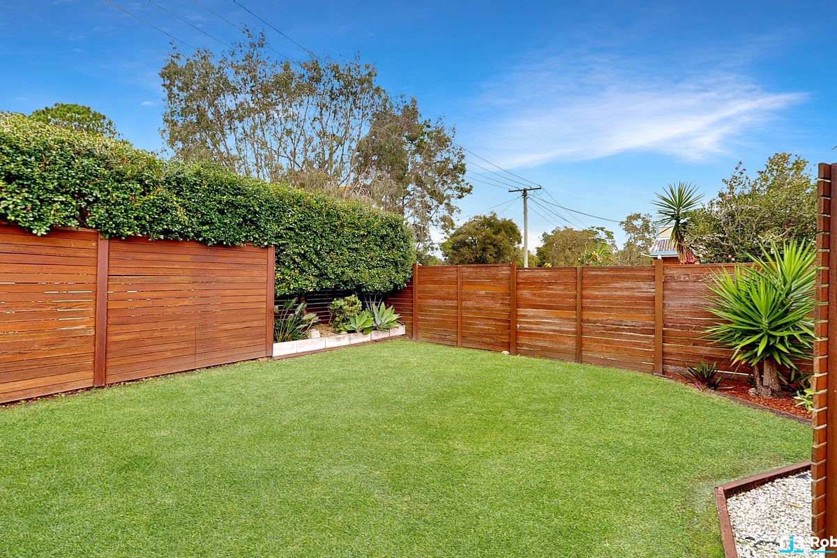 11 Pine Avenue, Tewantin