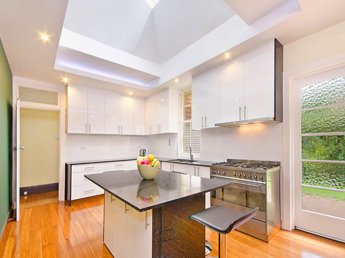 82 Eastern Rd, Turramurra