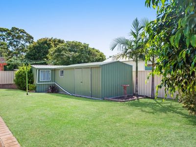 9 Maria Ave, Burrill Lake