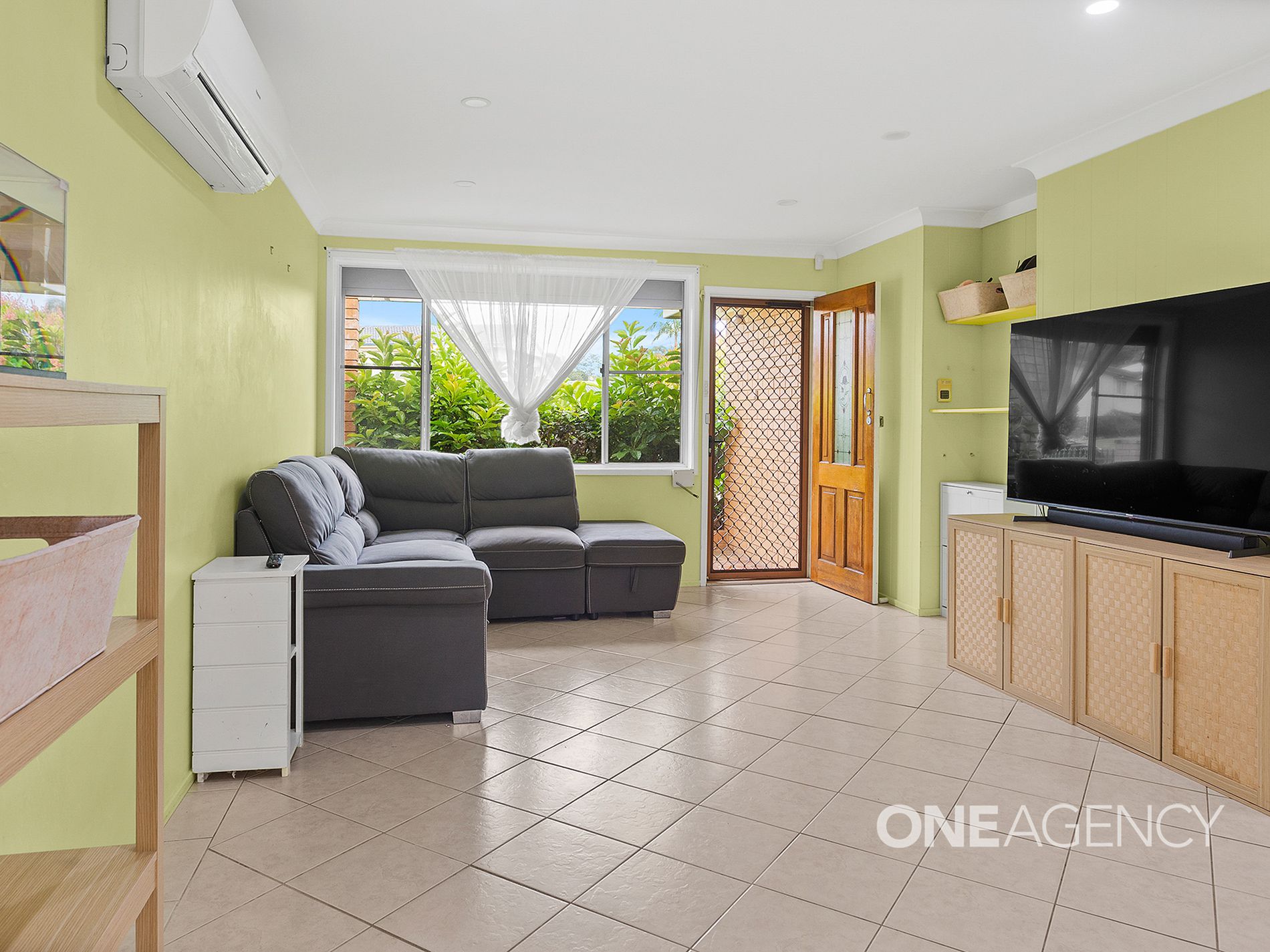 21 Lachlan Avenue, Barrack Heights