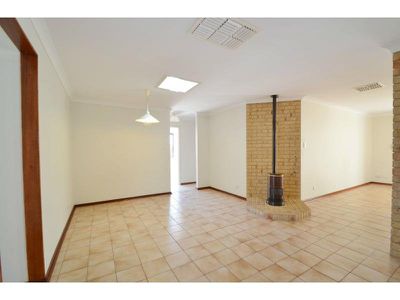 37 Little John Road, Armadale