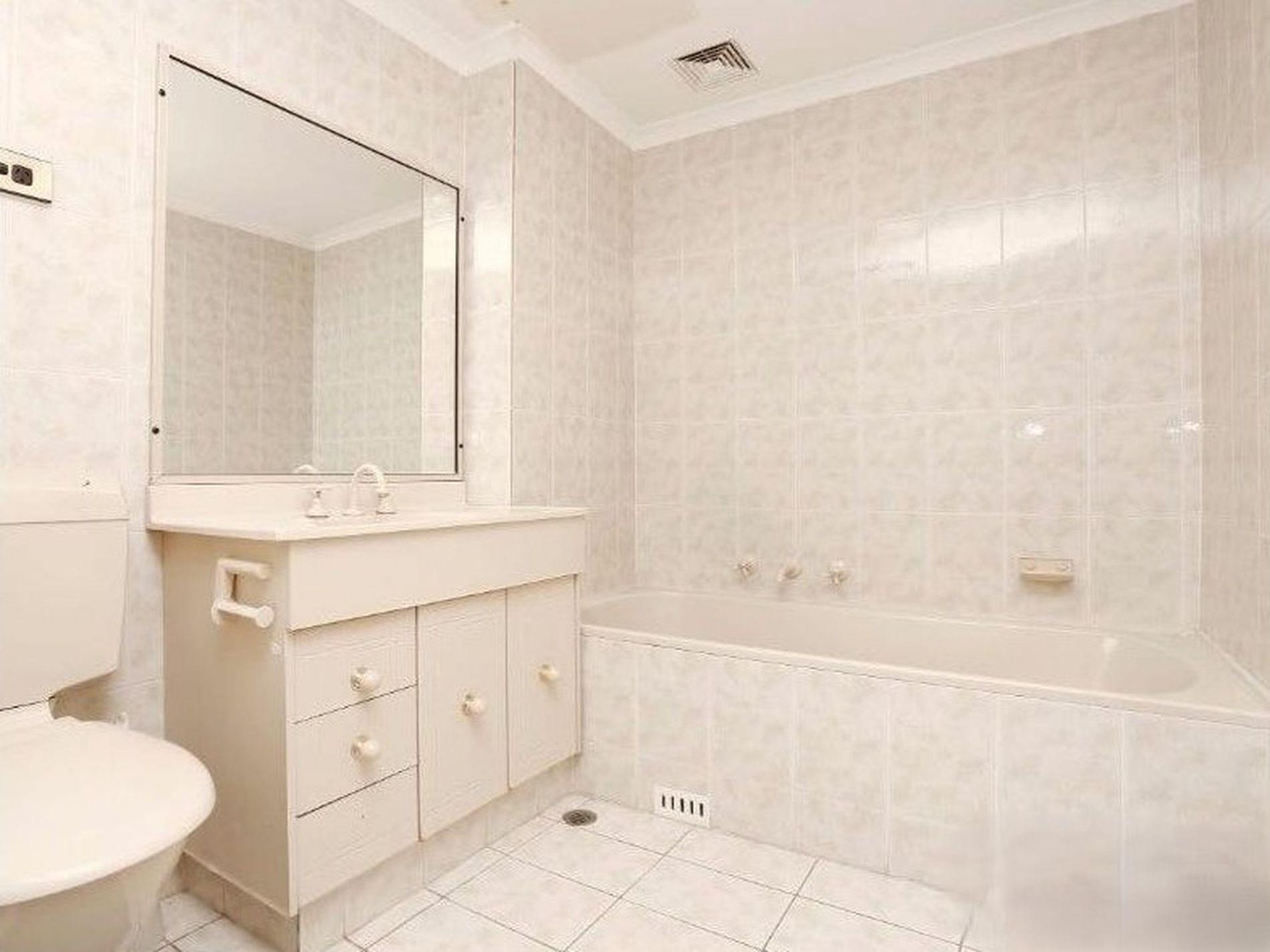 30 / 3 Good Street, Parramatta