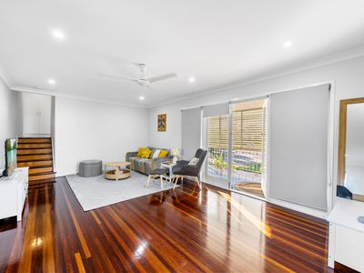 1 WILLIS STREET, Vincent