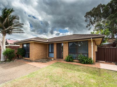 42 Homestead Drive, Horsley