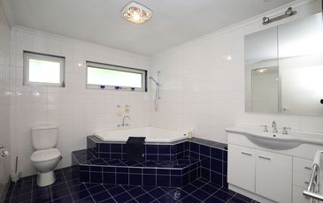 90 RIX ROAD, Officer
