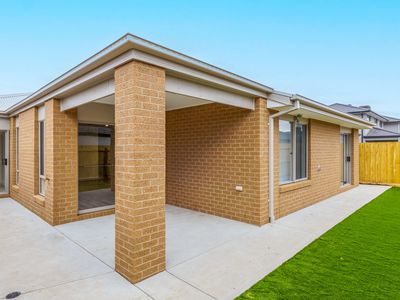 17 Prana Way, Werribee