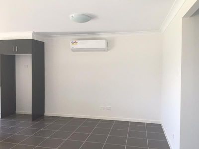 2 / 47 Orlando Drive, Coomera