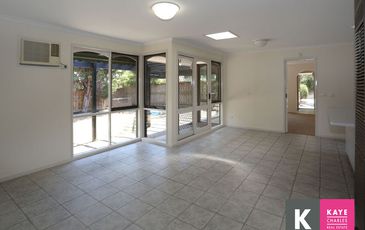 15 Hollydale Close, Berwick