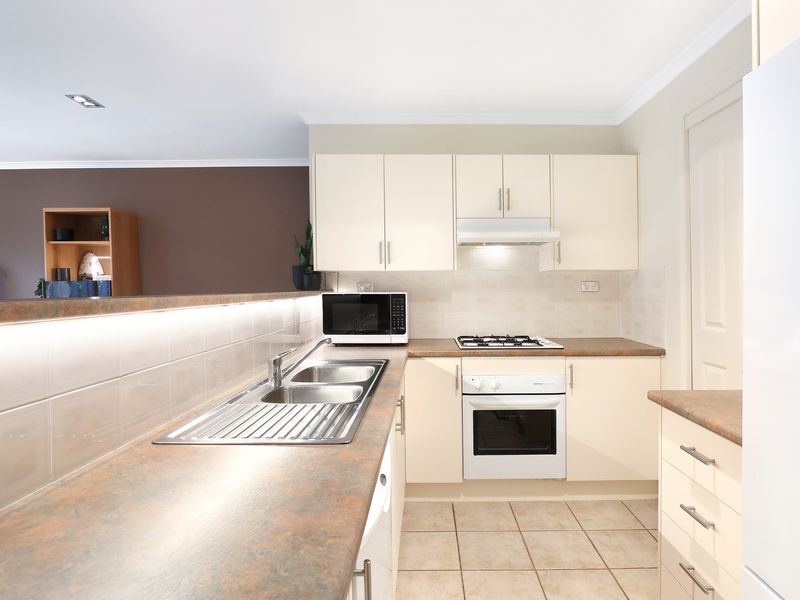 5 / 21-23 Grasmere Street, Mount Saint Thomas
