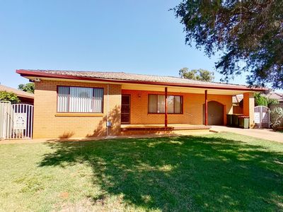 39 Oxley Circle, Dubbo