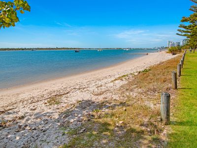 11 / 434 Marine Parade, Biggera Waters