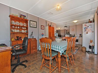 24 Azamor Drive, Boulder