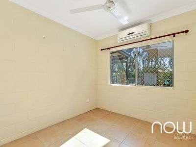 15 Connaught Court, Bakewell