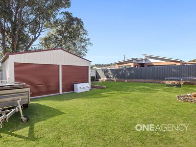 6 Hakea Place, Albion Park Rail