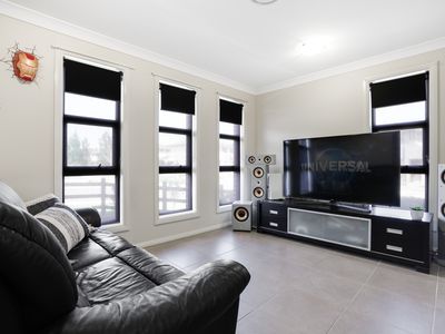 5 Riceflower Drive, Denham Court