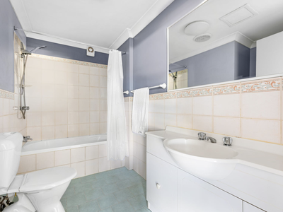 4 / 13-15 Francis Street, Dee Why