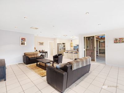 32 Somerset Drive, Dandenong North