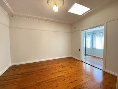 19 Edgbaston Road , Beverly Hills