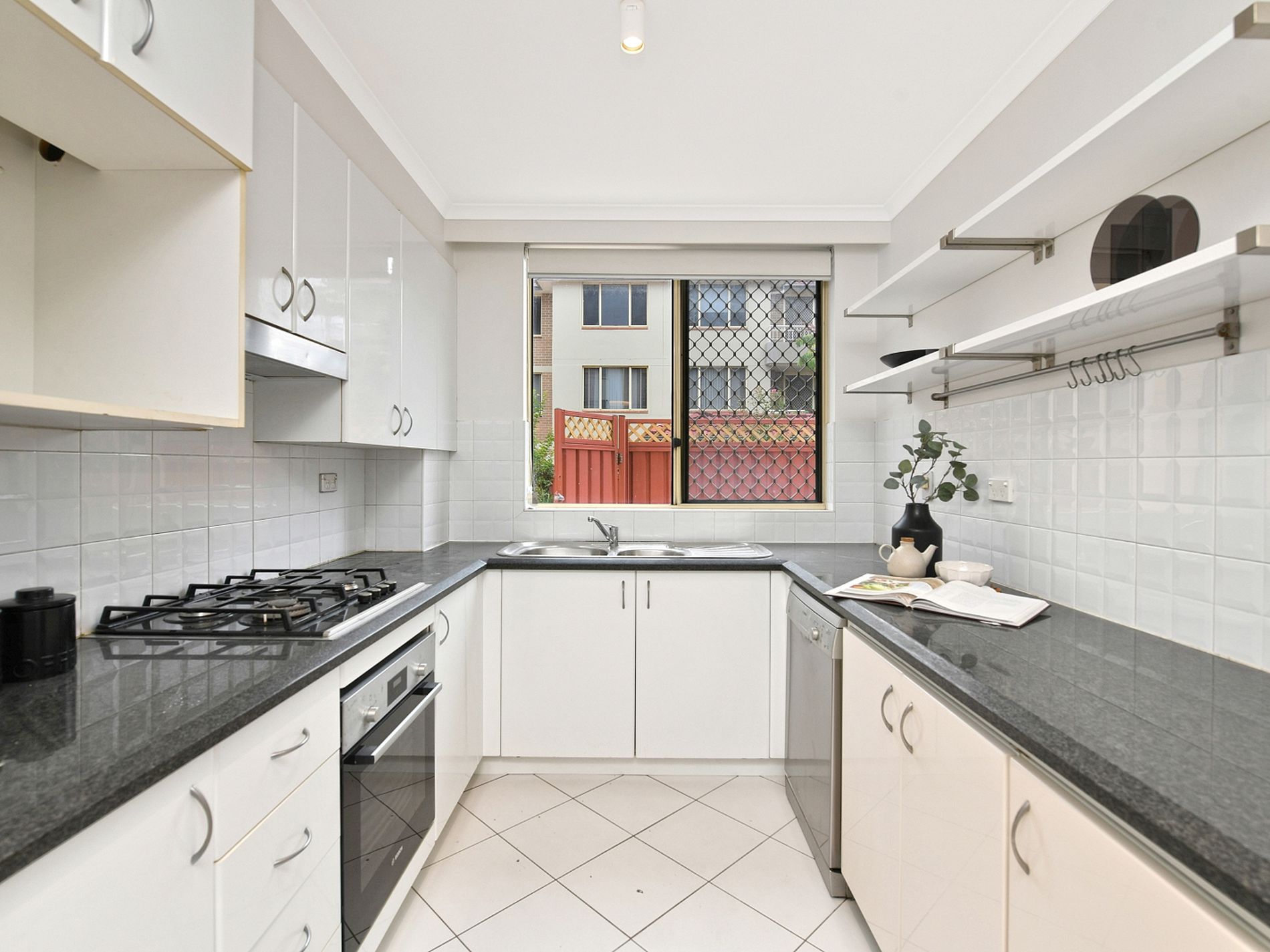 493 / 83-93 Dalmeny Avenue, Rosebery