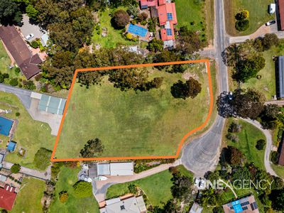2 Allora Close, Woollamia