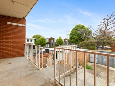 27 The Circle, Altona North