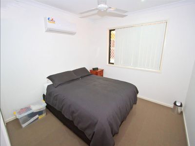9 Dartmouth Close, Clinton