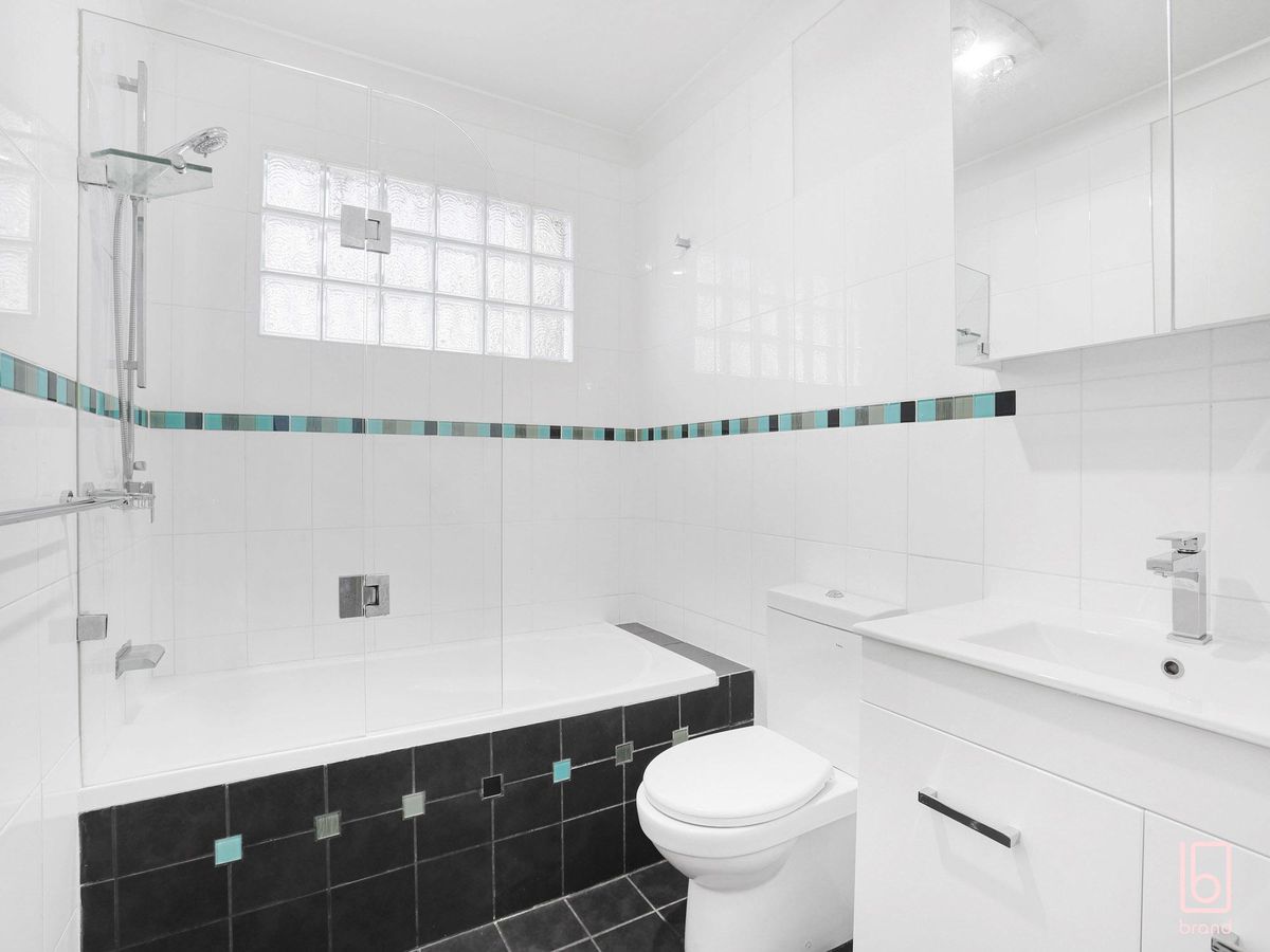 17 Donald Avenue, Kanwal