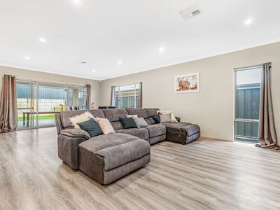 19 Dragonfly Road, Banksia Grove