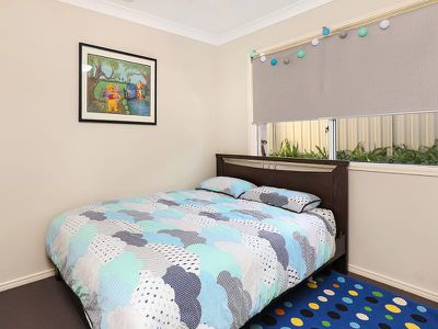 4 Maddock Avenue, Mooloolah Valley