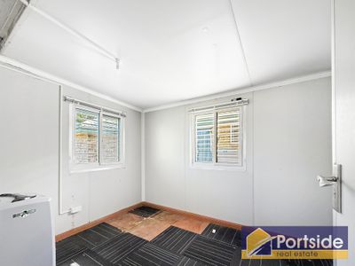 1 Clemenceau Crescent, Tanilba Bay