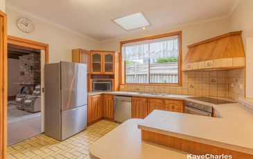 34 Sweeney Drive, Narre Warren