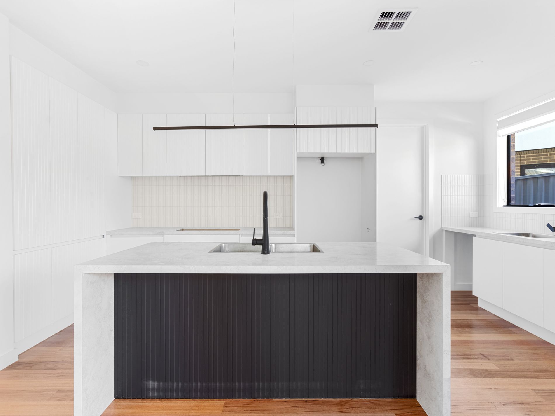 36 Stapley Crescent, Altona North