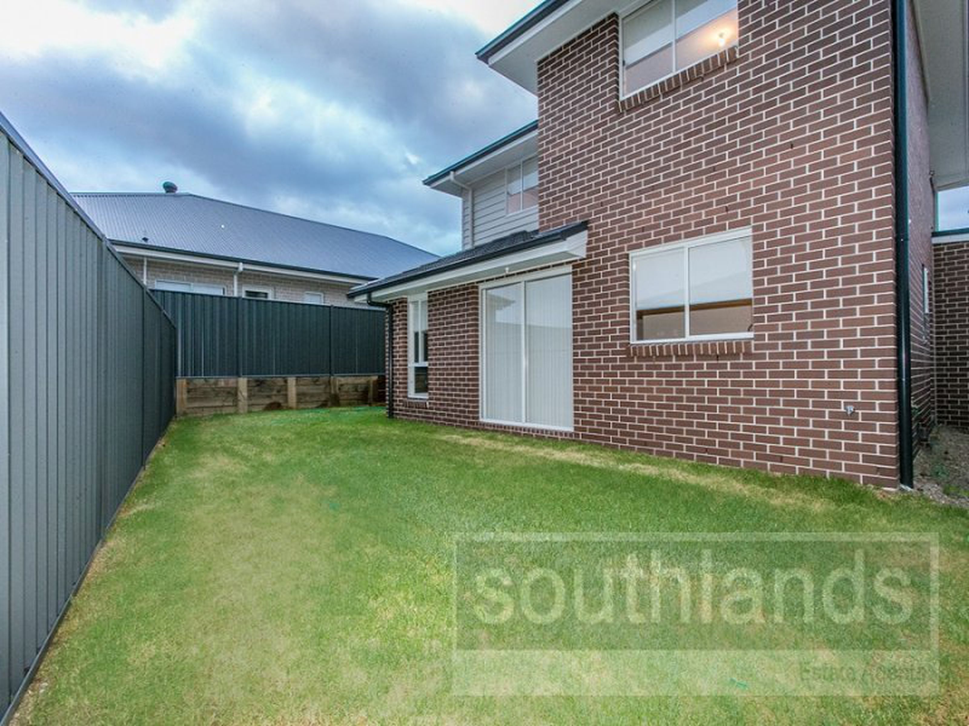 12 Cooee Ave, GLENMORE PARK