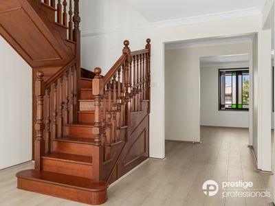 8 Cressbrook Drive, Wattle Grove