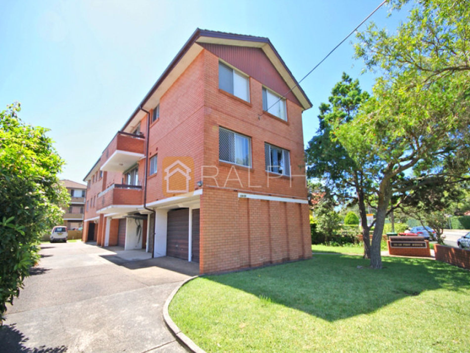 6 / 124 First Avenue, Five Dock