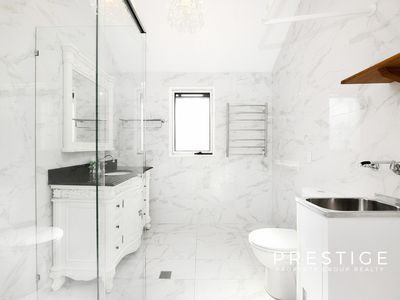 1 / 25 The Glen Road, Bardwell Valley