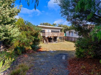 10 Honeysuckle Avenue, Sisters Beach