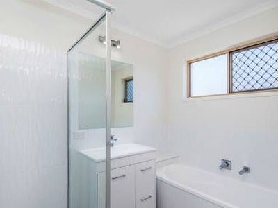 2 / 5 Jovi Court, Scarness