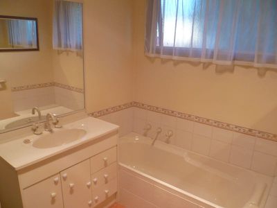 5 Cranmere Avenue, Belmont