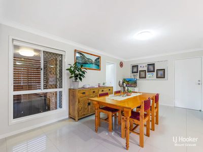 23 Blue Grass Crescent, Eight Mile Plains