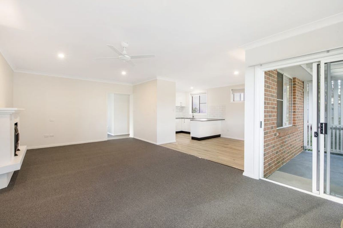 2 / 72 Old Gosford Road, Wamberal