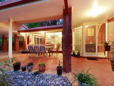 276 Dickie Rd, Officer