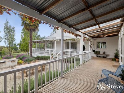 805 Tooborac-Baynton Road, Tooborac