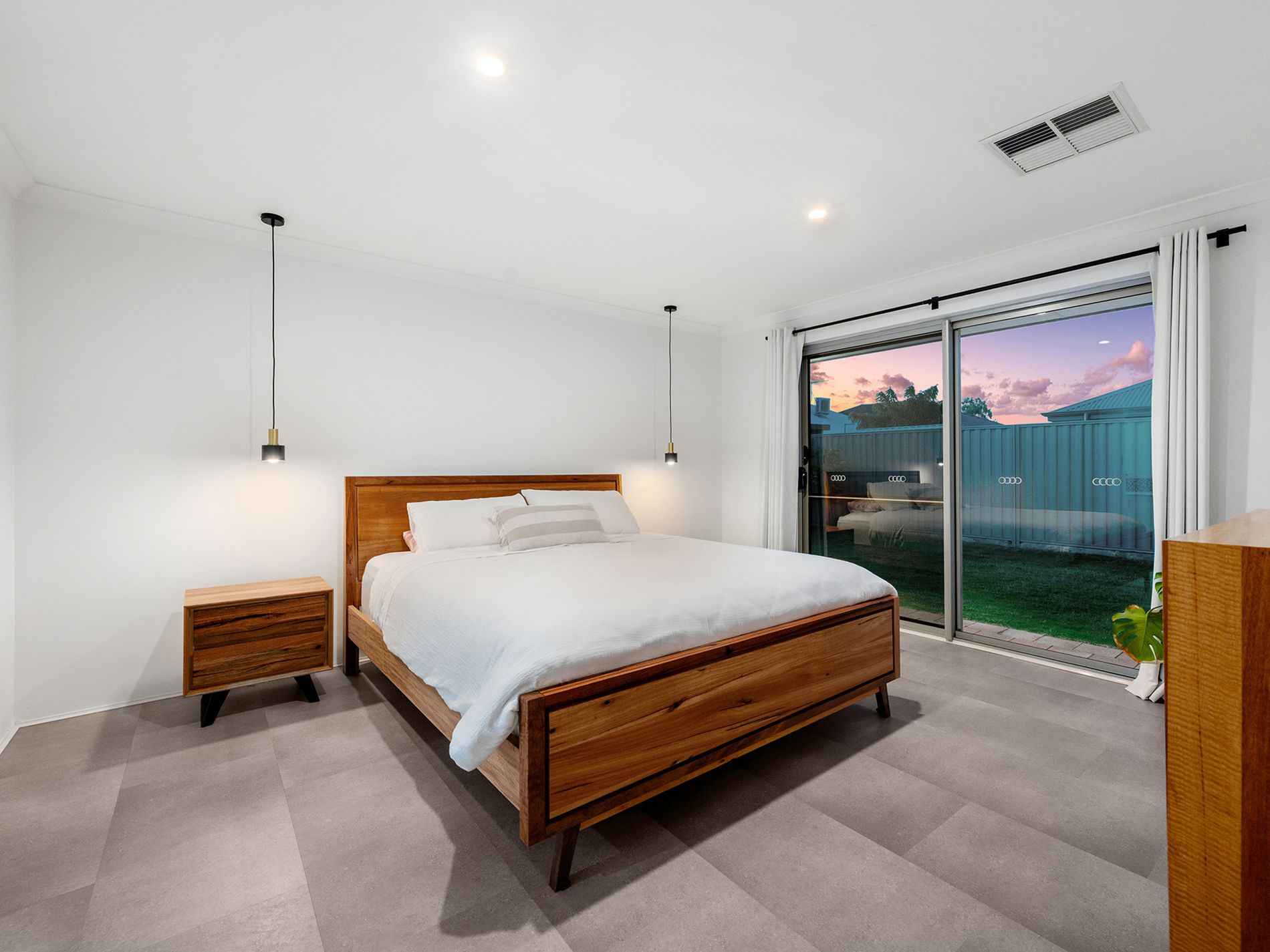 7 Jefferson Way, Piara Waters