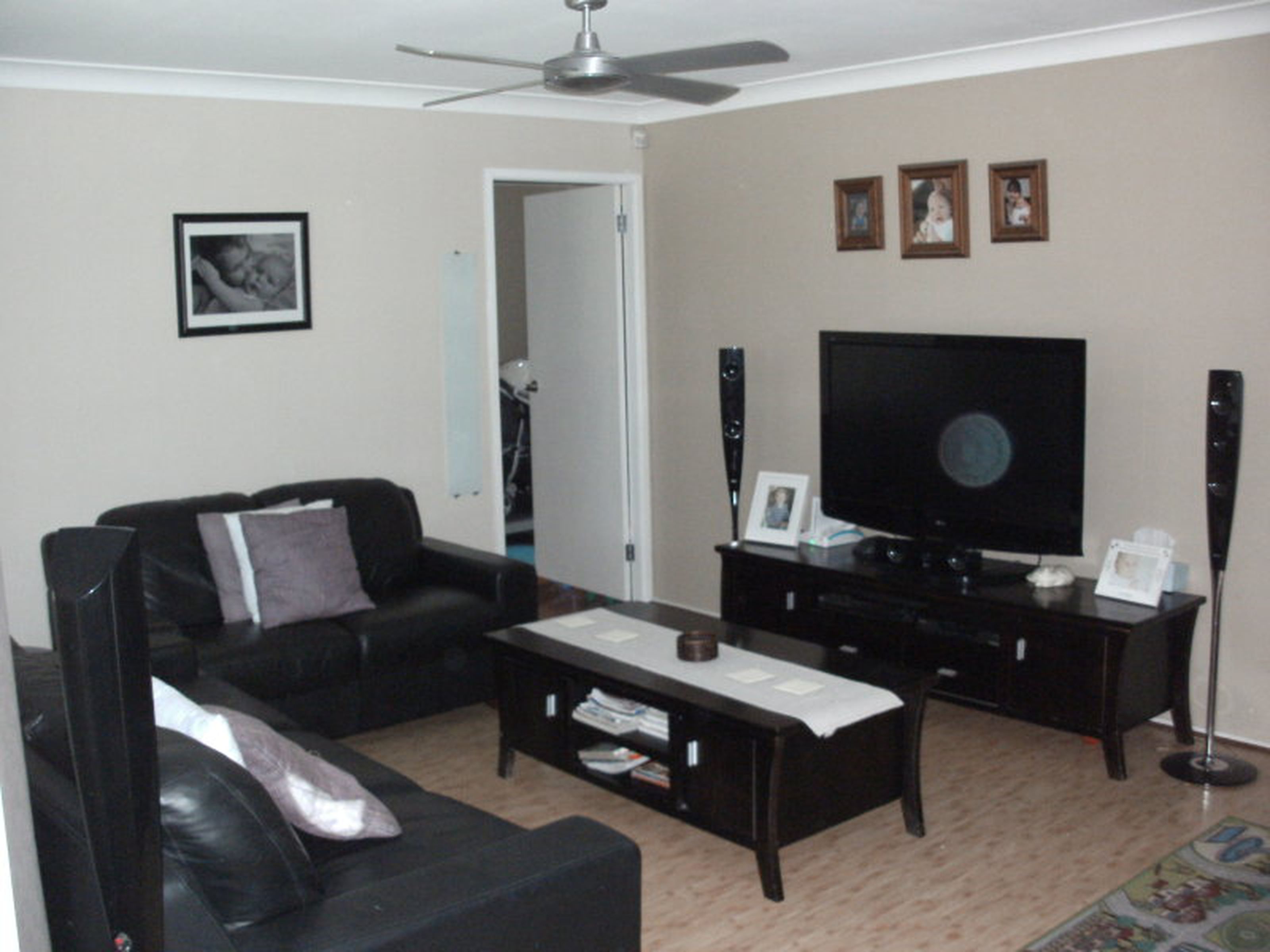 5 Yenna Place, GLENMORE PARK