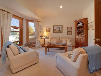 988 Murray Valley Highway, Tallangatta