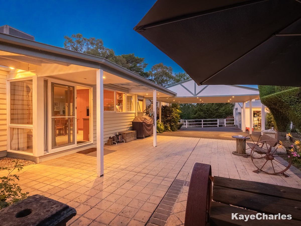 15 Burton Road, Beaconsfield Upper