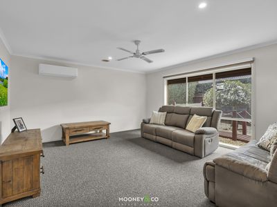 15 The Belfry, Cranbourne